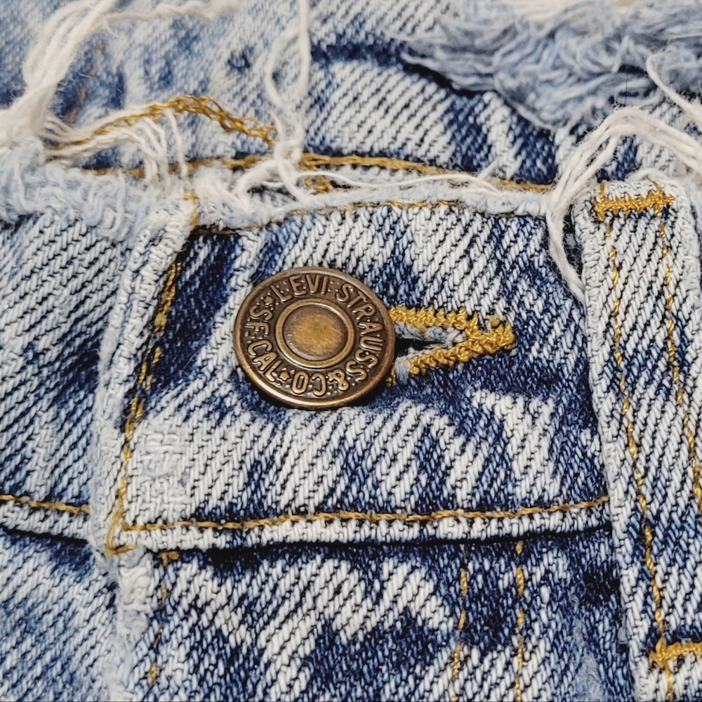 80s Levi's Vintage Distressed Acid Wash Slim Fit High Waist Ribcage Denim Jeans - Picture 13 of 15
